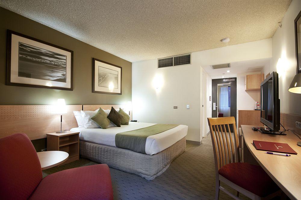 Lancemore Crossley St. Melbourne Dış mekan fotoğraf A typical room at the hotel