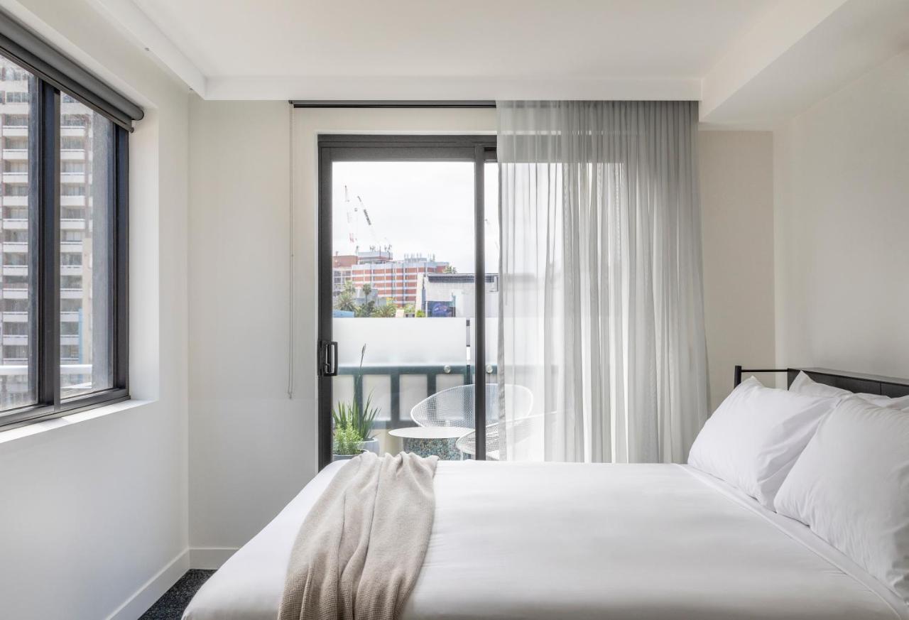 Lancemore Crossley St. Melbourne Dış mekan fotoğraf A bedroom at the Hotel