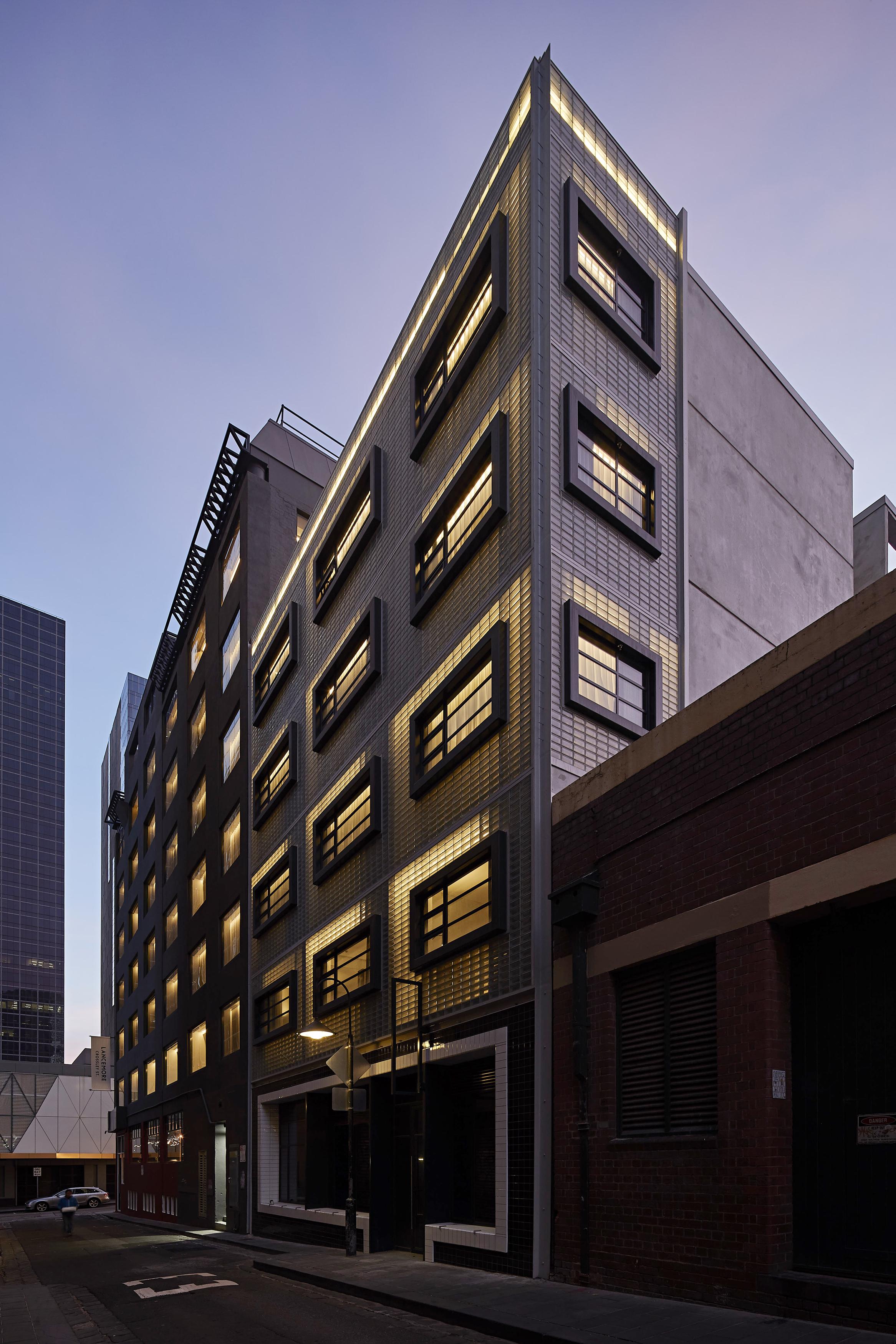 Lancemore Crossley St. Melbourne Dış mekan fotoğraf The building's facade